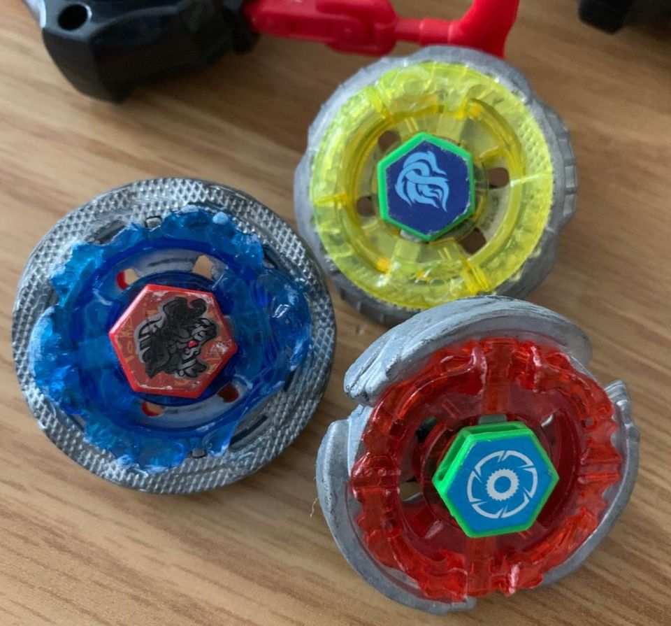 3 Beyblades in Frankfurt am Main