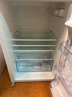 Zanussi ZBA15041SA Einbau Kühlschrank 88cm 142 Liter Kühlteil A++ Bayern - Neufahrn Vorschau