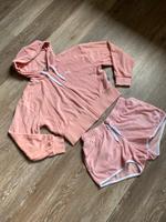 Puma vintage Anzug/Set Shorts + Jacke rosé/weiß S/36 Hessen - Heuchelheim Vorschau