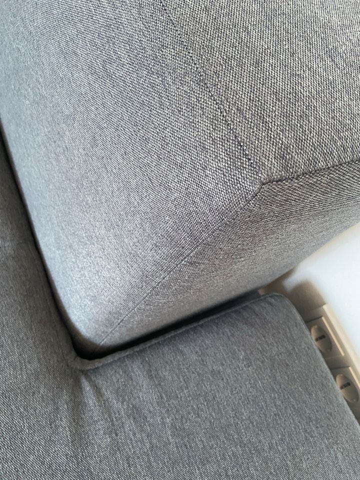 Sofa Eckcouch XXL dunkelgrau modern in Achern