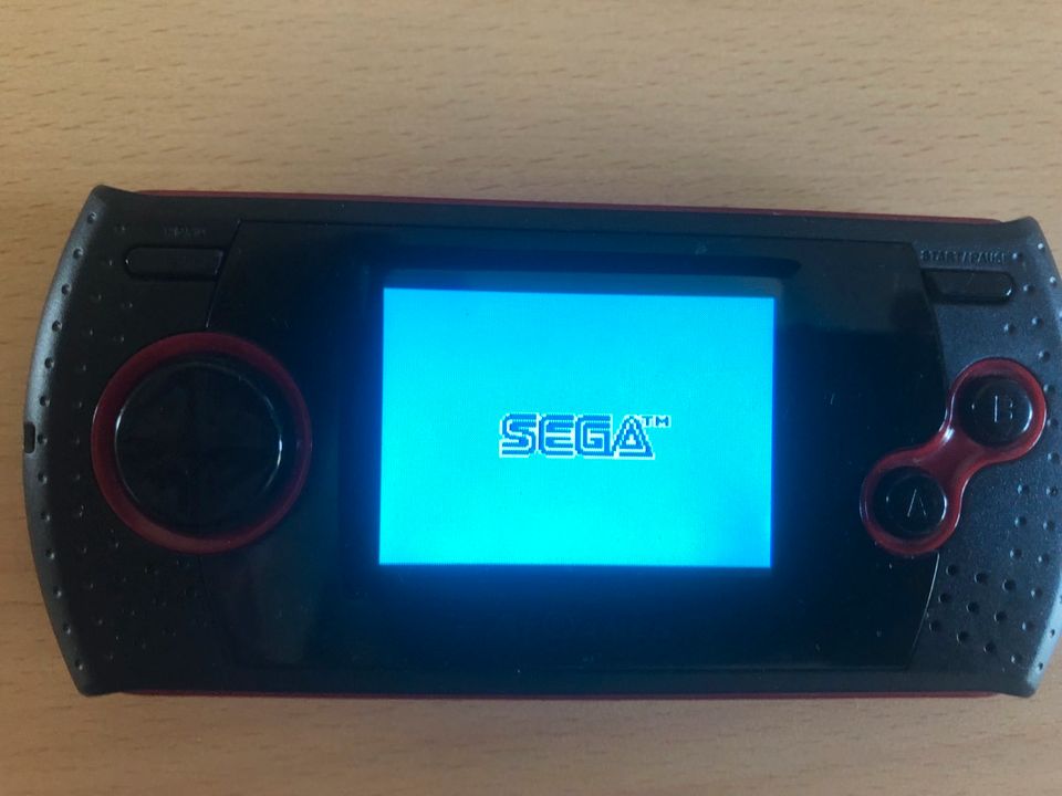 AT Games Handheld Portable Konsole in Berlin