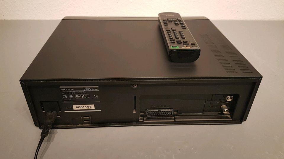 Sony SLV-E200VP Videorekorder VHS VCR mit Fb. tested in Mannheim