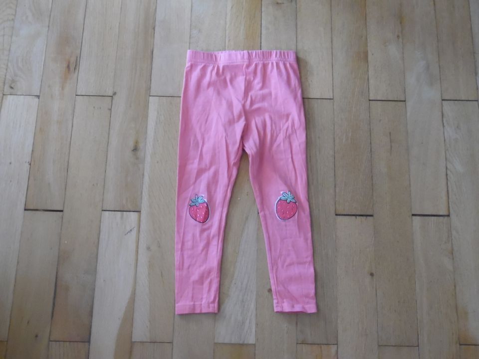 2 schöne Mädchen Leggings GR.104 NeuW. Zustand in Saarbrücken