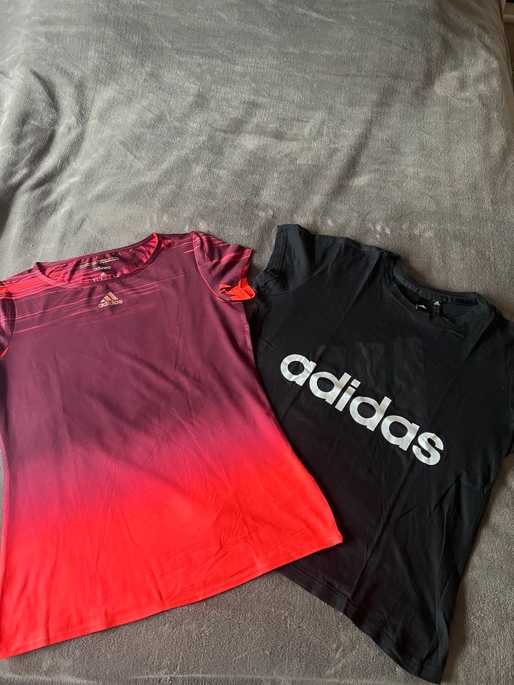 Adidas 2 x Sport Shirt T-Shirt in M bzw M- L 38 40 in St. Wendel