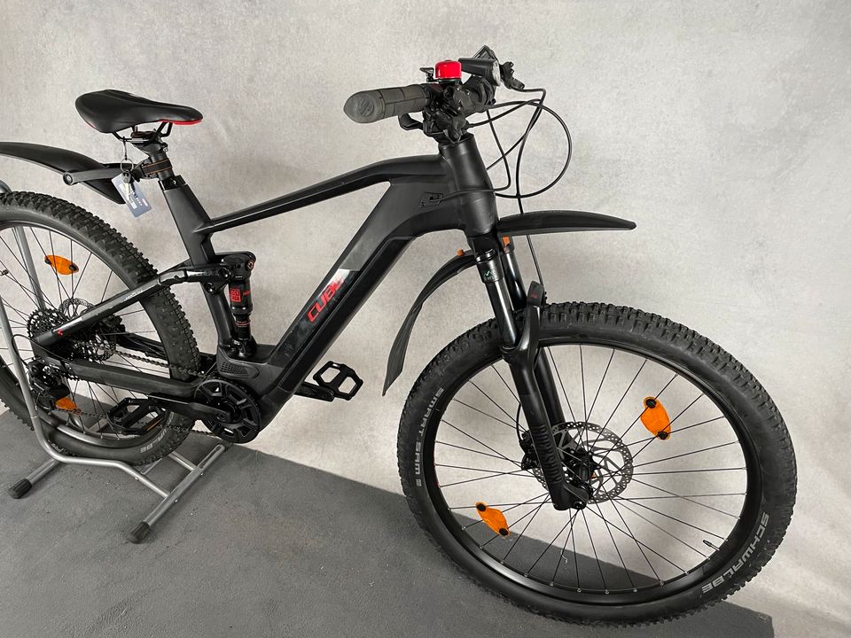 Cube Stereo Hybrid 120 Pro 625 Fully E-MTB E-Bike in Köln