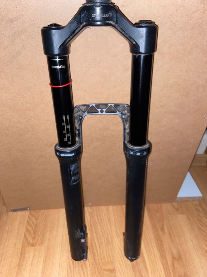 Rockshox Zeb Select 180mm Federweg in Mannheim