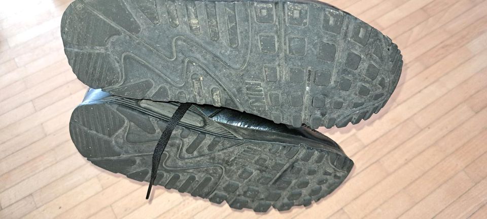 Damen Nike AirMax Schuhe gr.37,5 in Dornburg