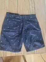 Short kurze Hose Größe 31 H&M Palmenmotiv Palmen Sachsen - Radebeul Vorschau