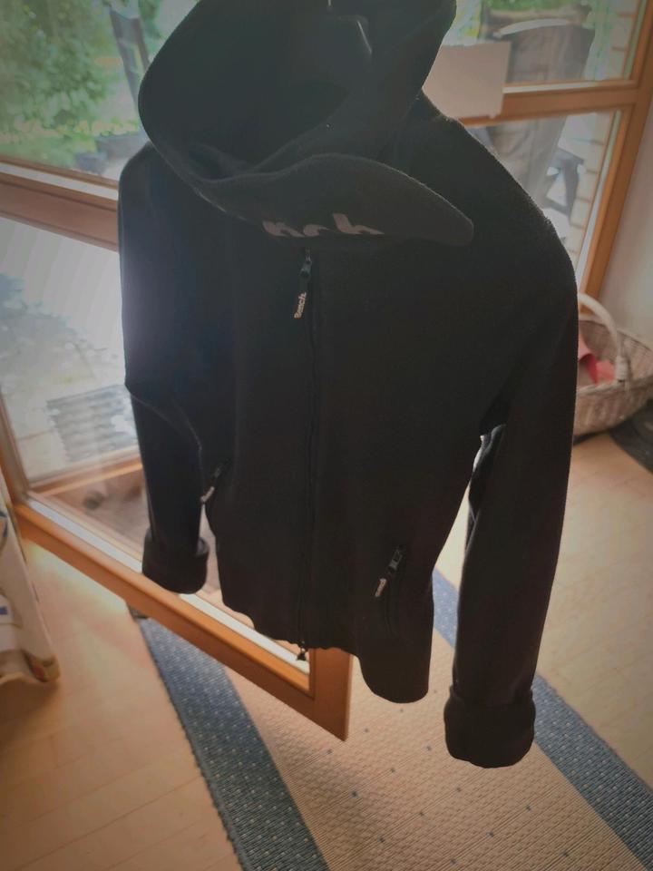 Bench Sweatjacke mit Daumenloch Fleecejacke langer Ärmel in Bad Oeynhausen
