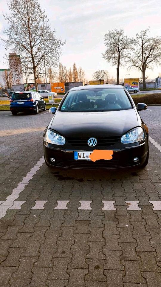 Vw golf 5 Bj. 2006 1,6 motor 102 ps in Wiesbaden