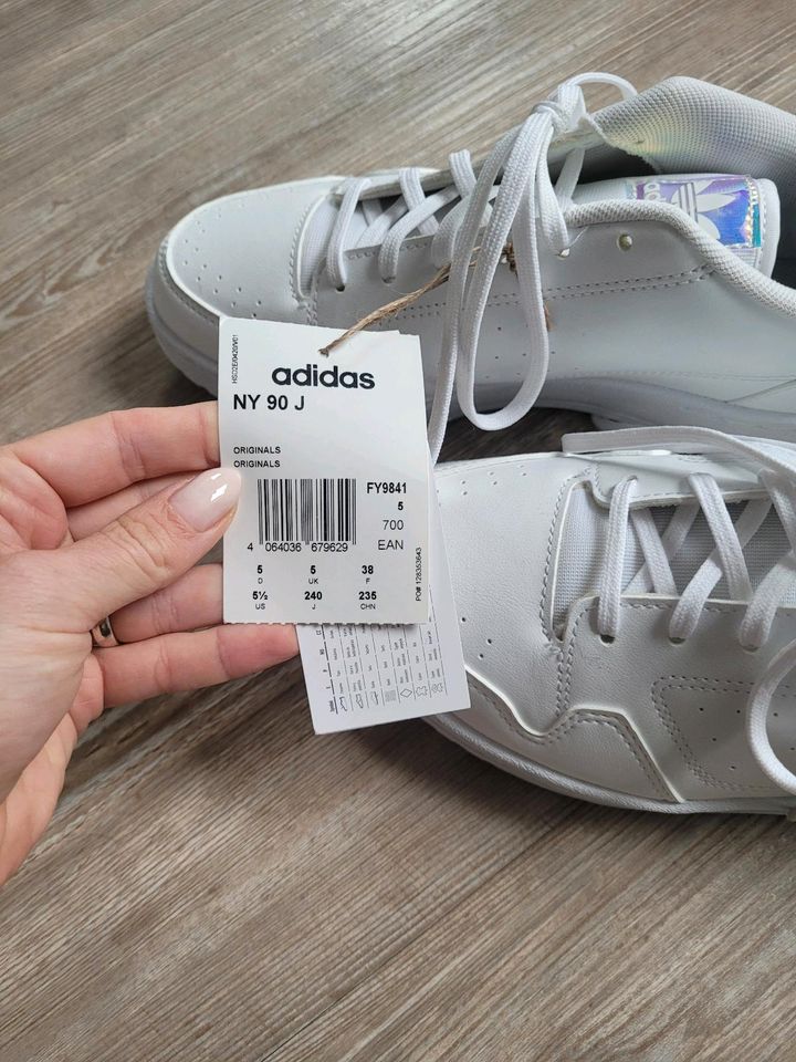 Adidas Originals NY 90 Schuhe Sneaker weiß 38 Neu in Niedersachsen - Weyhe  | eBay Kleinanzeigen ist jetzt Kleinanzeigen