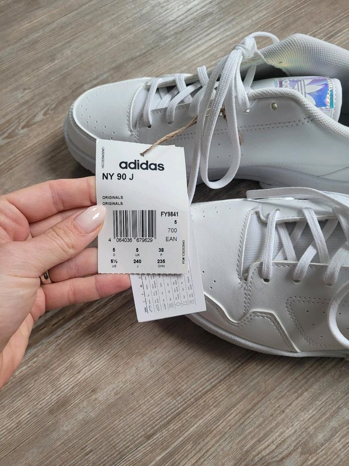 Schuhe 90 Sneaker 38 NY Weyhe Kleinanzeigen in | weiß - ist Niedersachsen Originals eBay Adidas Kleinanzeigen jetzt Neu