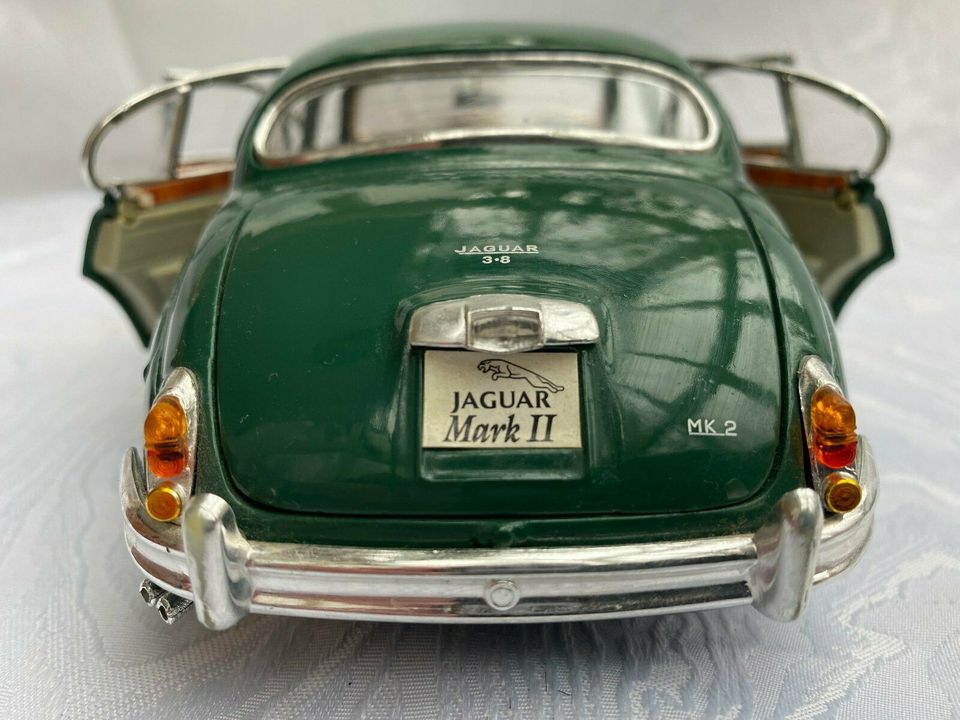 Modellauto Jaguar Mark II (1959) Maisto 1:18, made in Thailand in Hofheim am Taunus