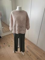 Brax Pulli wollweiß Gr. 42(fällt groß aus) Neuw. Bayern - Freilassing Vorschau