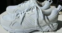 Bequeme leichte  Sneakers Gr. 42 von Sandic Baden-Württemberg - Esslingen Vorschau