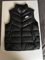 Nike Weste Outdoor L schwarz Baden-Württemberg - Löwenstein Vorschau