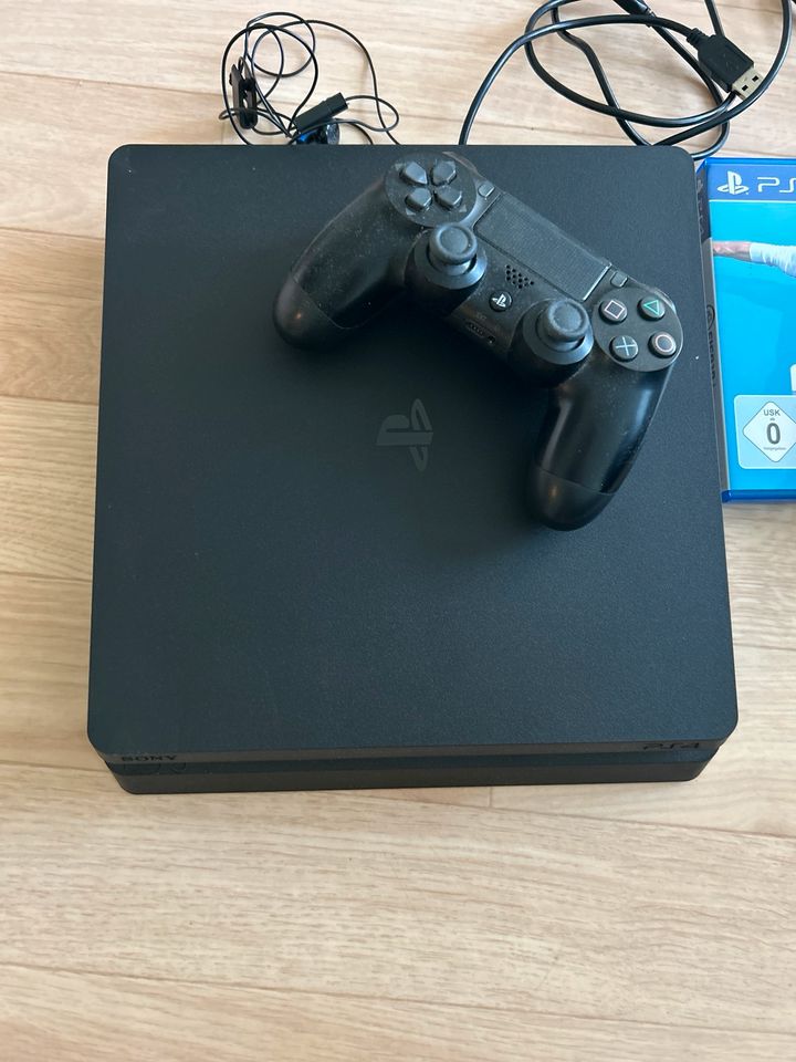 PlayStation 4 in Naila