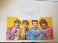 Beatles Sammlung 3 Vinyl Alben - Red, Blue, Sgt. Pepper's Nordrhein-Westfalen - Hilden Vorschau