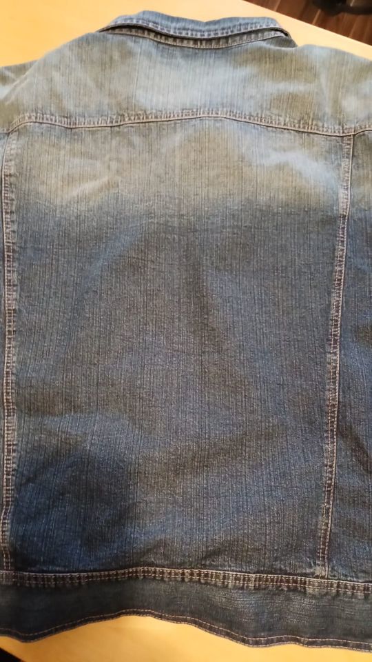 Herren Jeansjacke Übergröße 5XL oder Gr.72/74 ungetragen in Berlin