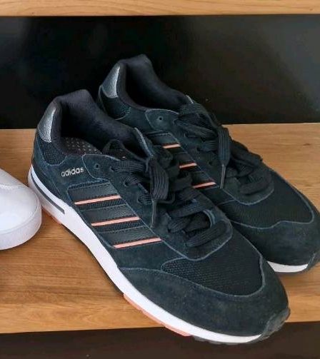 Adidas Sneaker * Turnschuhe in Barmstedt