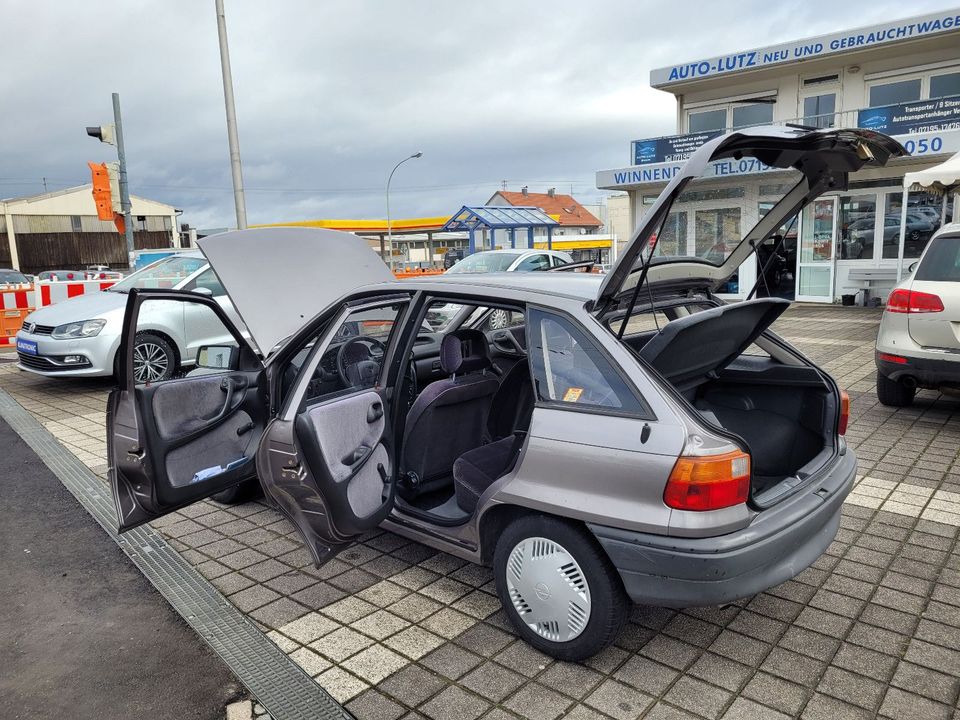 Opel Astra F 1,8 i CD - Automatik - H Kennzeichen in Winnenden