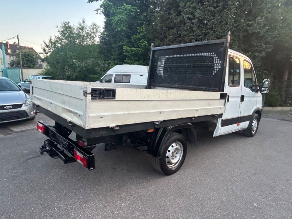 Iveco Daily 35 12 Doka Pritsche 2.3 in Essen