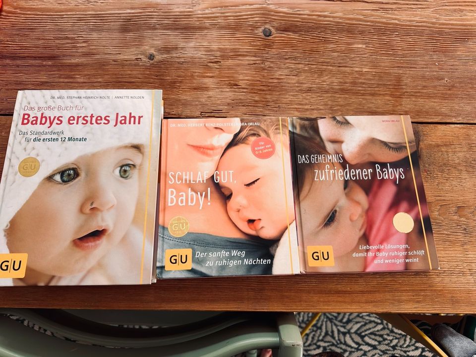 Babys erstes Jahr / Schlaf gut Baby / das Geheimnis zufriedener in Erlangen