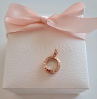 Pandora Logo Medaillon Charm-Anhänger roségold Kr. Dachau - Dachau Vorschau