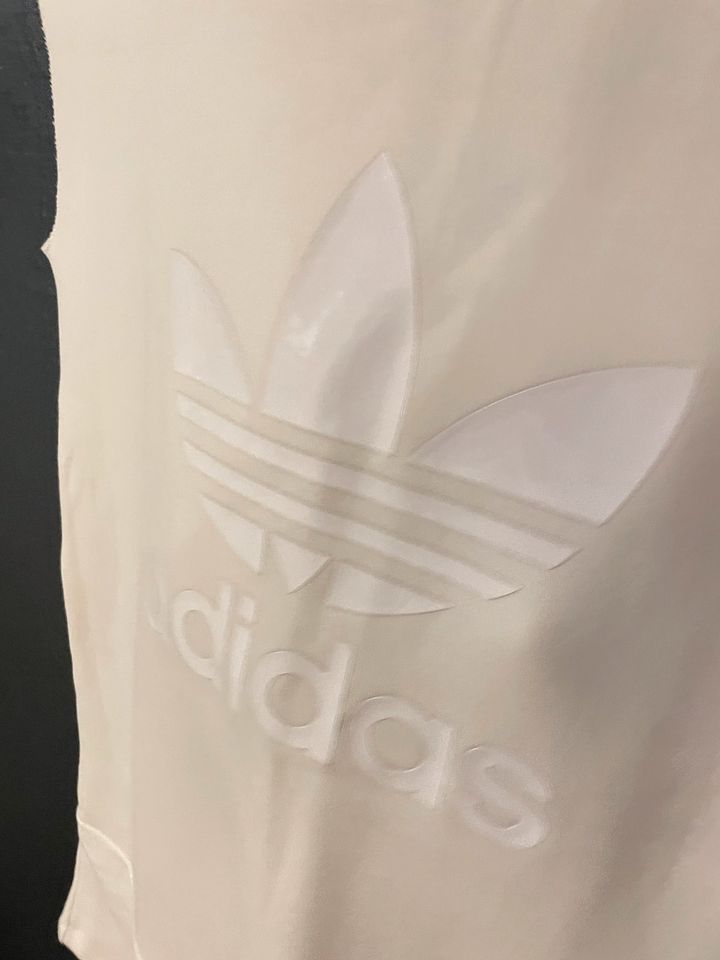Adidas Kleid in Berlin