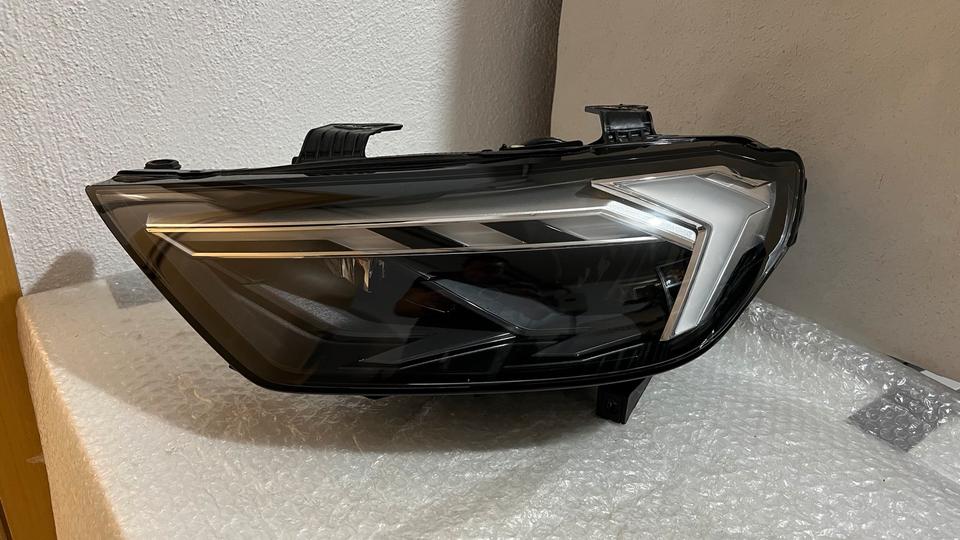 Audi A1 Scheinwerfer 82A941033D, 90106082 FULL LED Vorne Links in Markgröningen