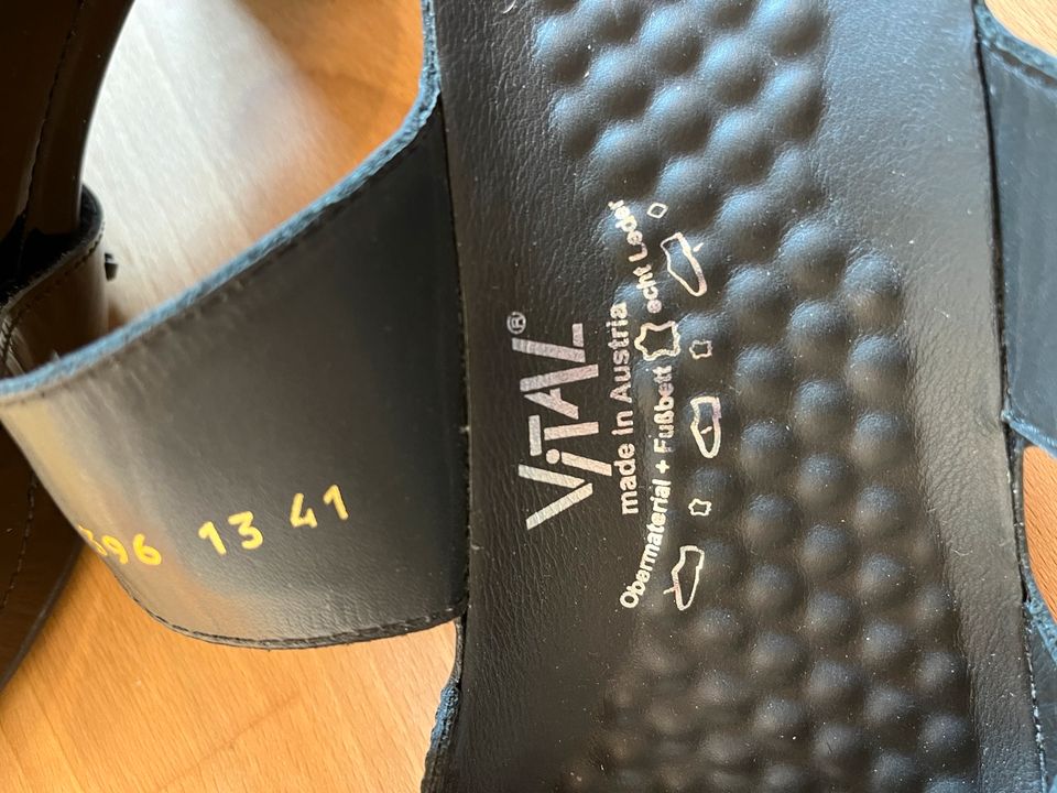 Vital Pantolette hoch neu, Größe 41, schwarz Lackleder in Ratingen