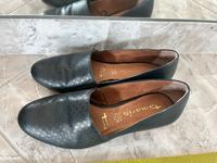 Tamaris Slipper aus Leder Gr. 36 Niedersachsen - Peine Vorschau