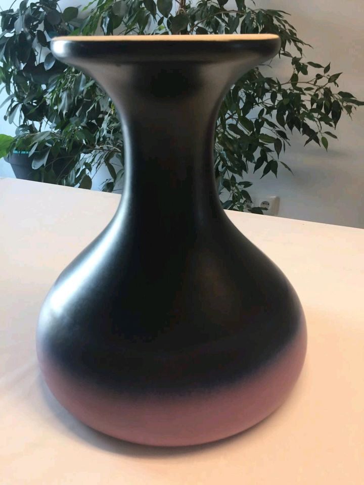 Keramik  Vase Handarbeit 80er in Poppenhausen