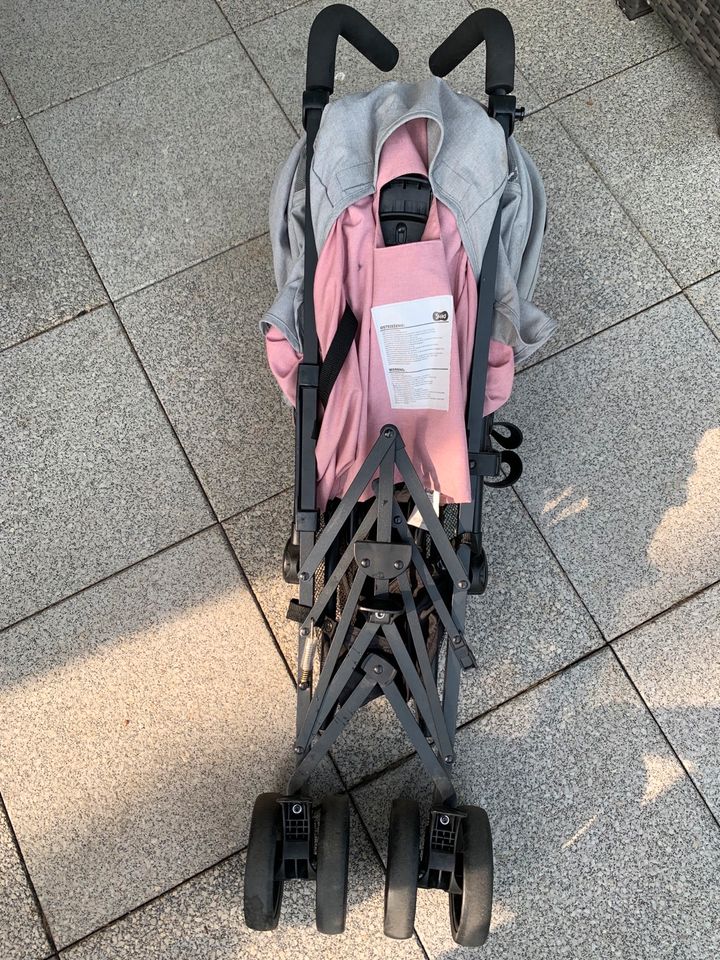 Buggy Tornado rosa Kinderwagen in Bielefeld