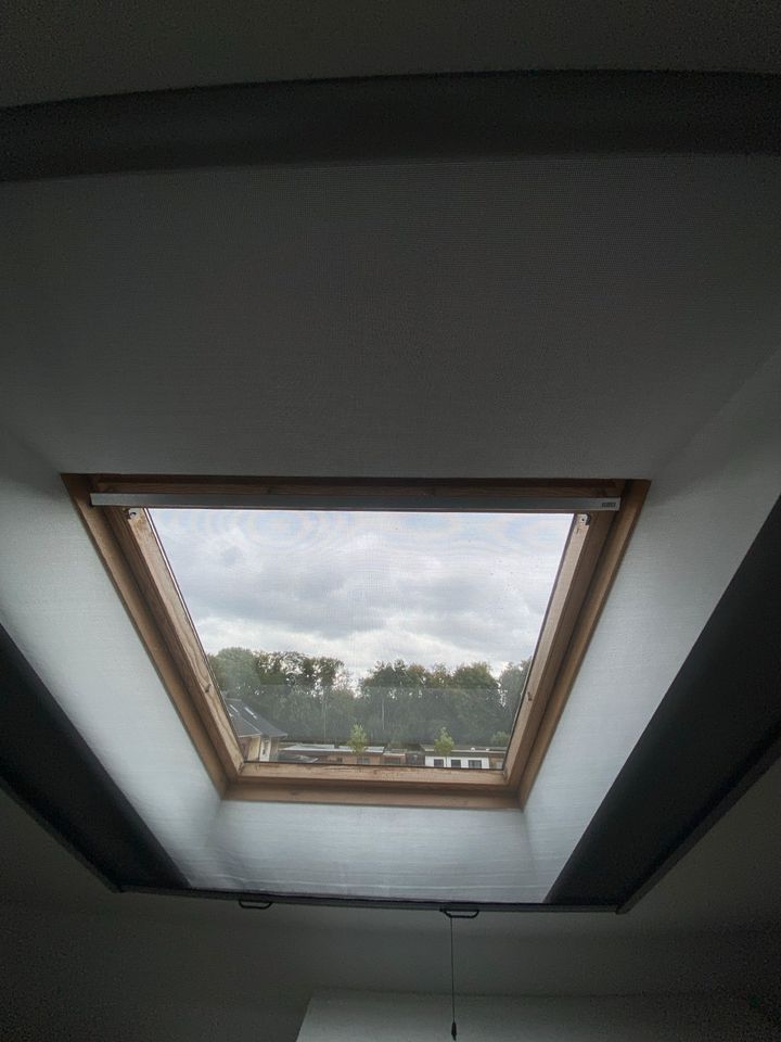 Fliegengitter Dachfenster 160 x 180 cm Neuwertig in Köln