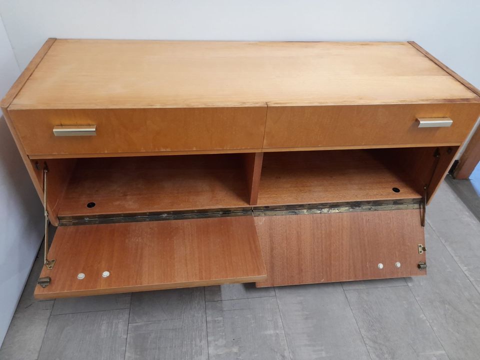 #B DDR Midcentury Sideboard Kommode Lowboard Holz Klappen 60er in Burgstädt