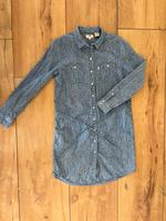 Lange Bluse / Kleid / Jeanshemd / Jeanskleid von Levi‘s, Gr. s Parchim - Landkreis - Plate Vorschau