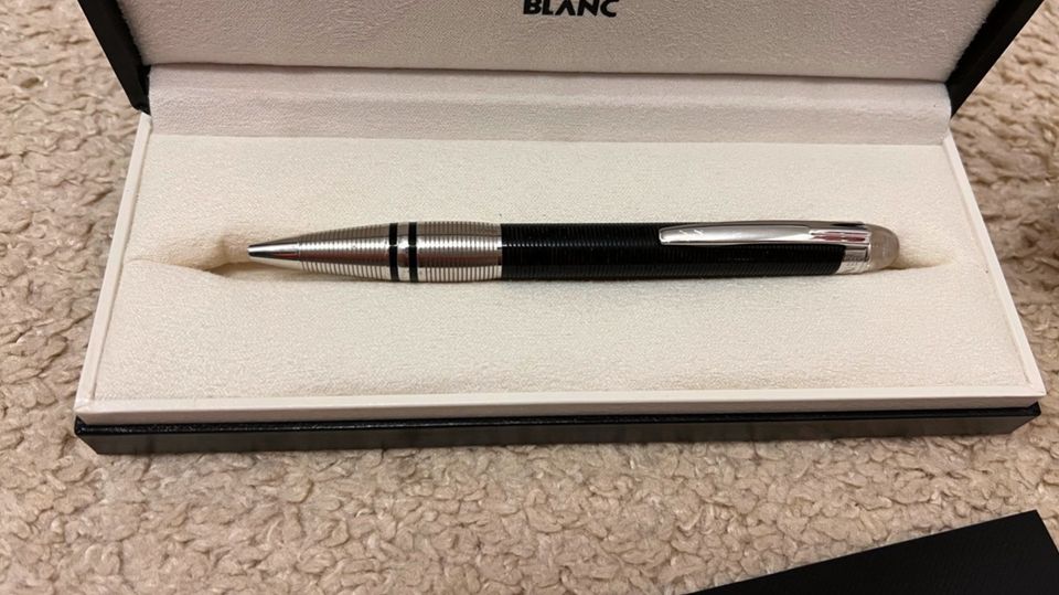 Montblanc Kugelschreiber SCHWARZ in Hamburg