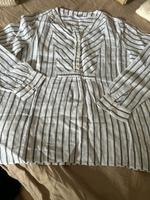 Gap Damen Bluse L Weiß/gestreift Neuwertig 100% Leinen Niedersachsen - Schüttorf Vorschau