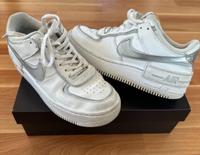 Super Zustand Nike Air Force 1 Original 38.5 Sneaker Turnschuhe Hessen - Frankenberg (Eder) Vorschau