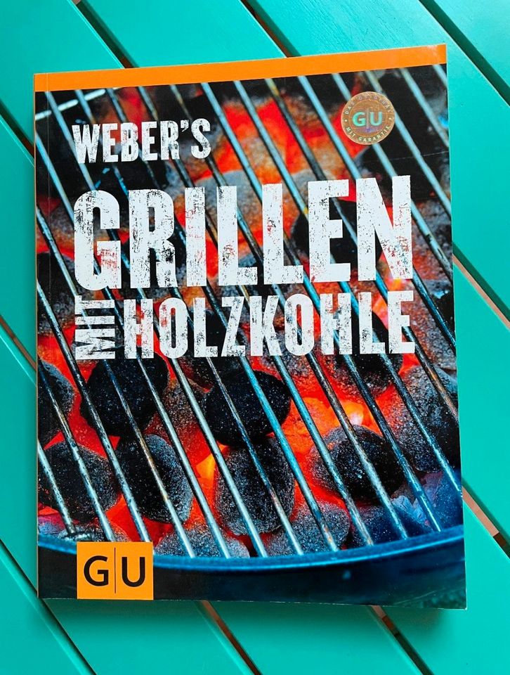 Buch Weber's Grillen mit Holzkohle, GU Verlag in Augsburg