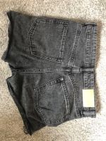 Jeans von H&M, Shorts, schwarz, Größe 32 Bayern - Hirschau Vorschau