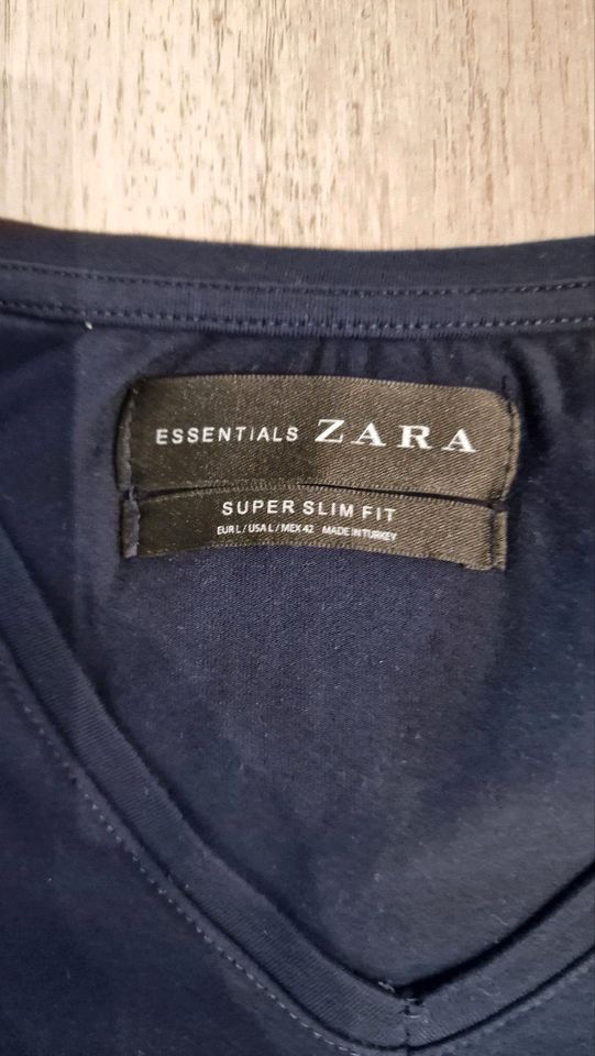 3 x ZARA Herren T-Shirt, Super Slim Fit, Größe L, blau/weiß/grau in Vörstetten