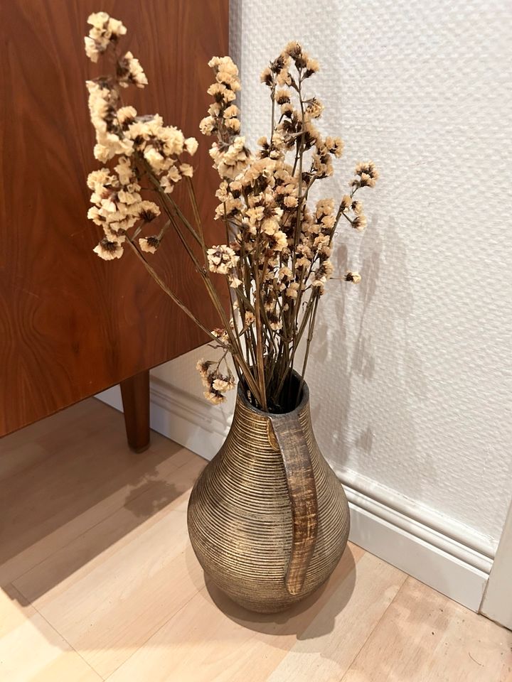 Große bauchige braune Vase in Düsseldorf