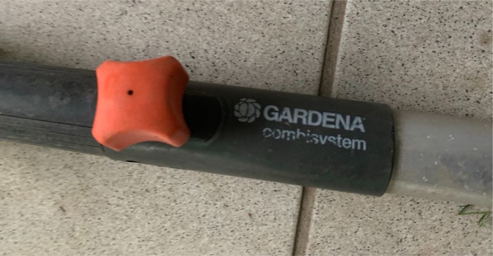 Ansatzgriff für Gardena Gartenwerkzeuge, z.B.Netz in Frankfurt am Main