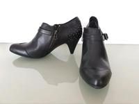 Neu und ungetragen! Esprit Pumps, Gr. 39 Bayern - Maxhütte-Haidhof Vorschau
