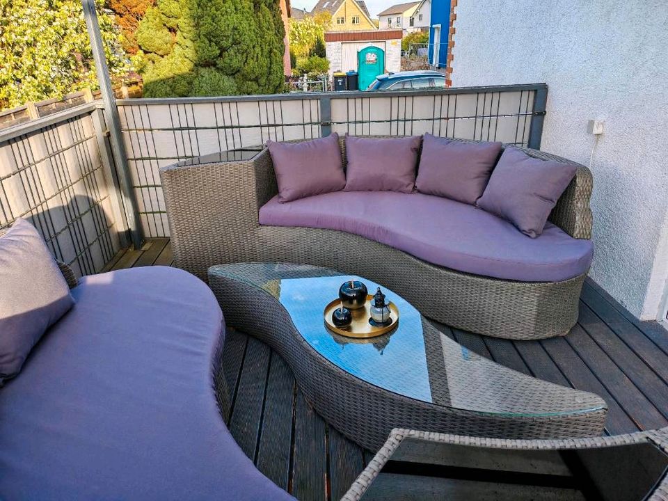 Gartenmöbel / Garten - Terrassen Lounge Rattan Top Zustand...!!! in Sickte
