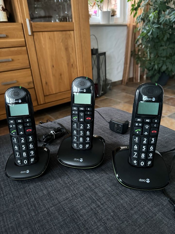 Senioren Telefone  Mobilteile Doro Phone easy große Tasten in Schleiden