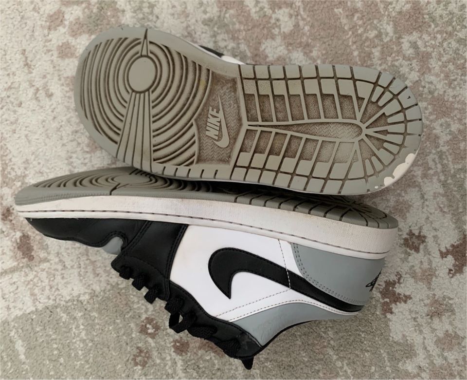 Nike Jordan 1 low shadow Toe in Rellingen