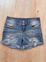 Jeans Shorts, kurze Jeans, bonprix, Gr. 38 Niedersachsen - Wangerland Vorschau
